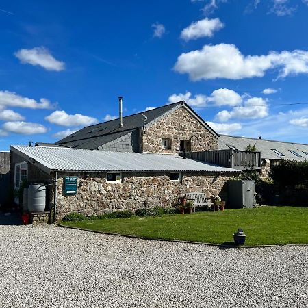 Lands End Hostel And B&B Сенен Екстериор снимка